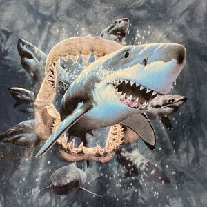 The Mountain tie dye Shark Graphic T-Shirt - Blue xl